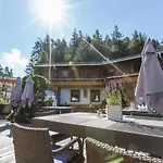 Apartmanhotel S'hoamatl Dorfkrug 4*