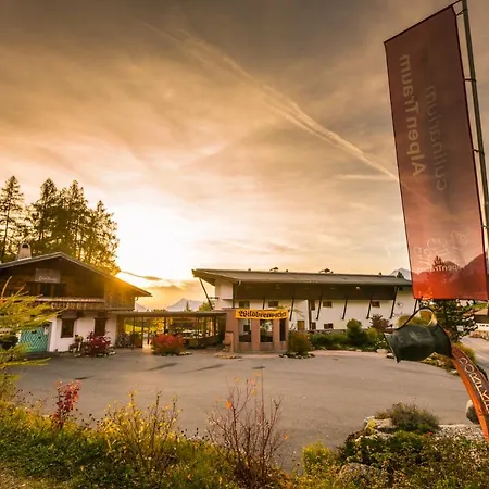 S'hoamatl Dorfkrug Aparthotel Mösern