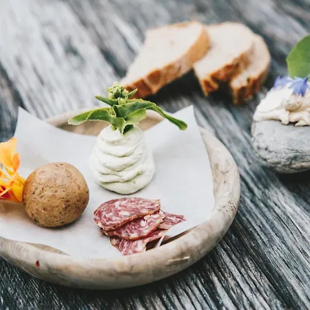 S'hoamatl Dorfkrug Hotel apartamentowy 4*