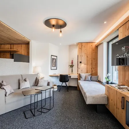 S'hoamatl Dorfkrug Hotel apartamentowy Mösern