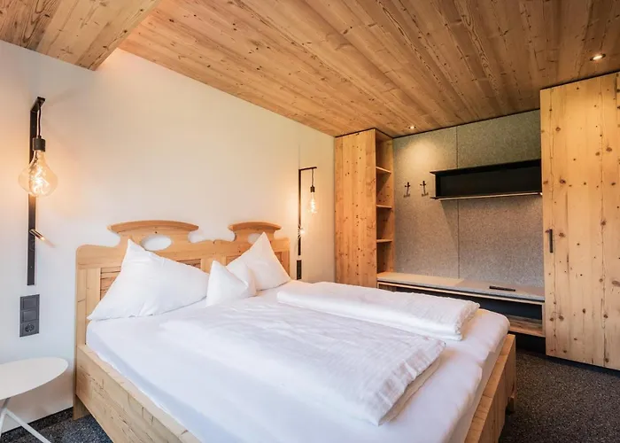 S'hoamatl Dorfkrug Ξενοδοχείο με διαμερίσματα Mösern