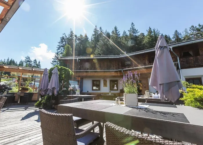 Ξενοδοχείο με διαμερίσματα S'hoamatl Dorfkrug 4*