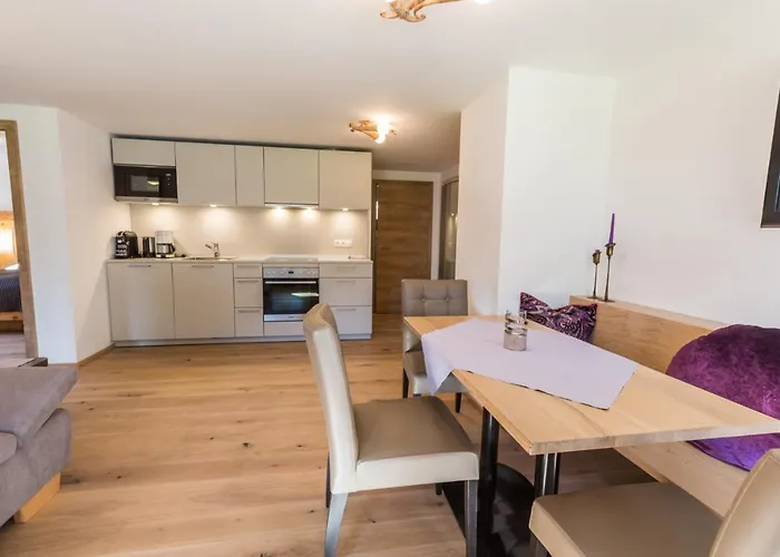 S'hoamatl Dorfkrug Aparthotel Mosern (Telfs)